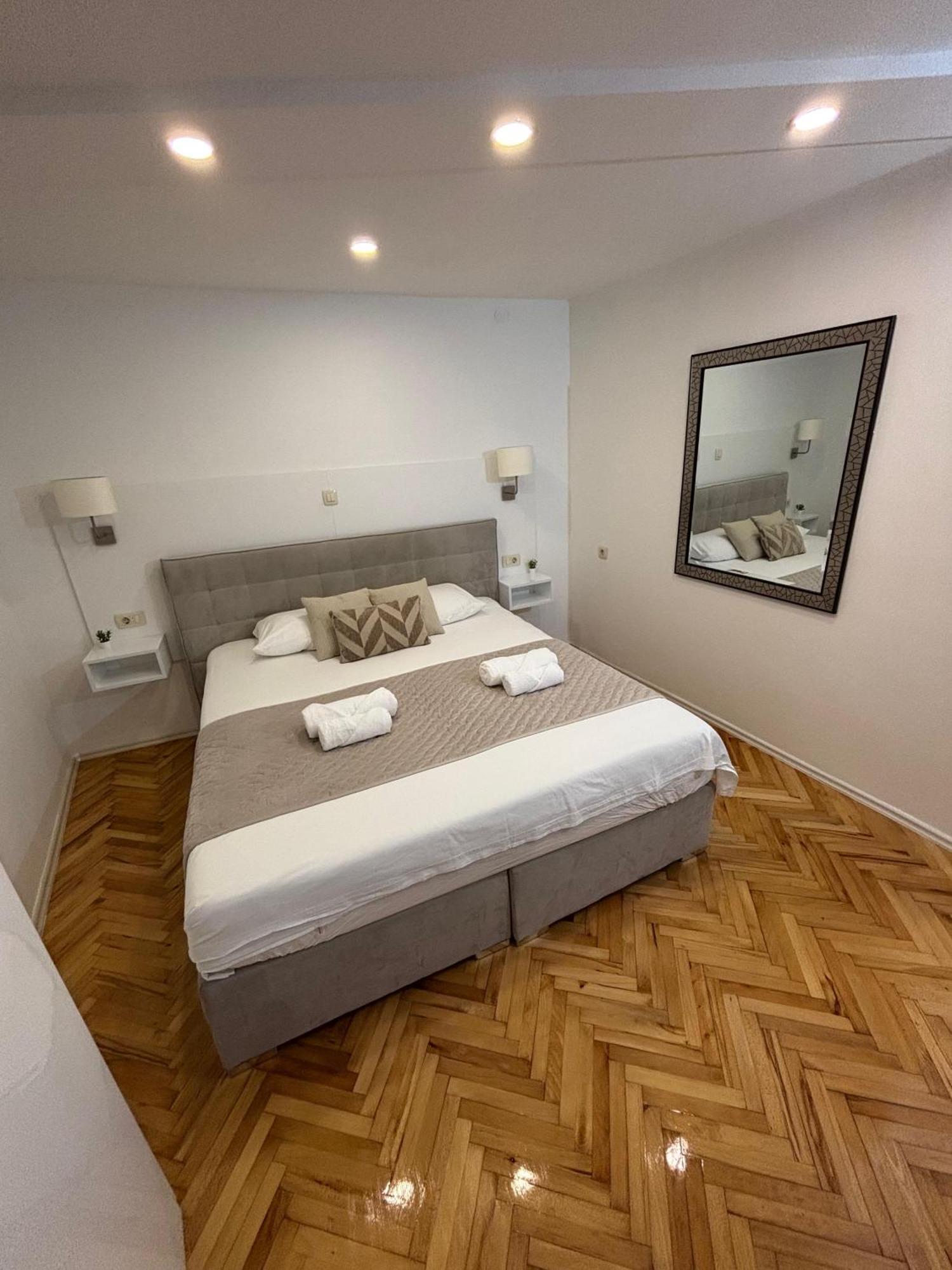 Palace Apartment Spalato Esterno foto