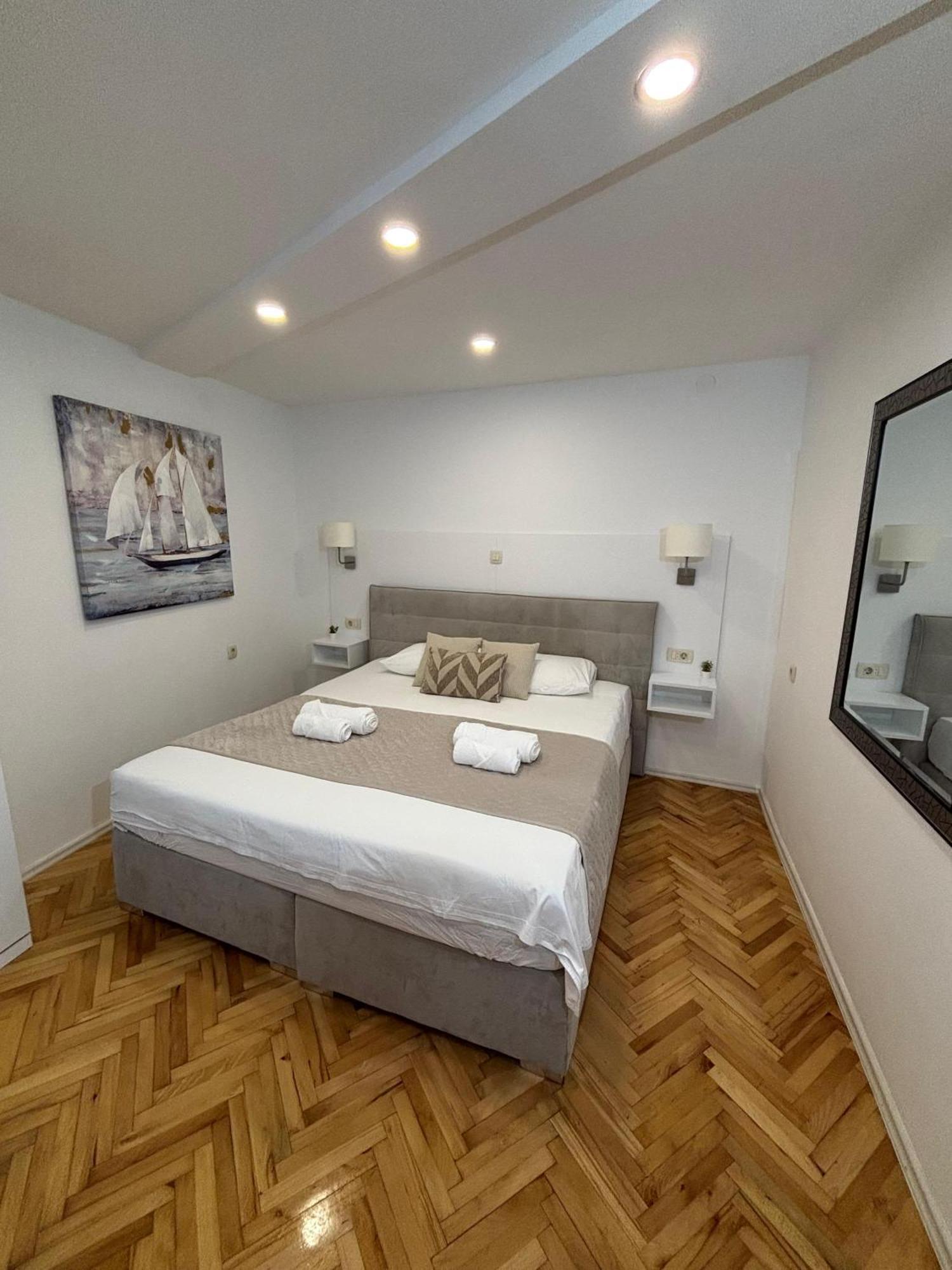 Palace Apartment Spalato Esterno foto